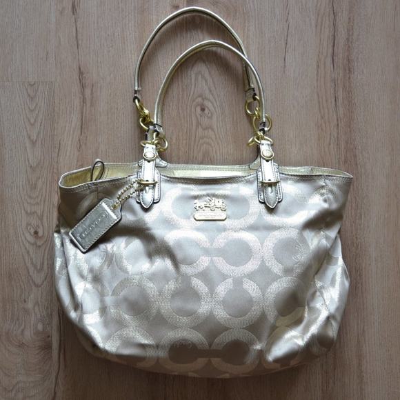 Coach Handbags - COACH Shoulder Bag Purse Gold Classic C 15746
